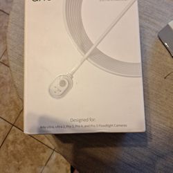 4 NEW OUTDOOR MAGNETIC CABLES  25 FOOT  EACH CABLE.   $70. FOR  ALL 4