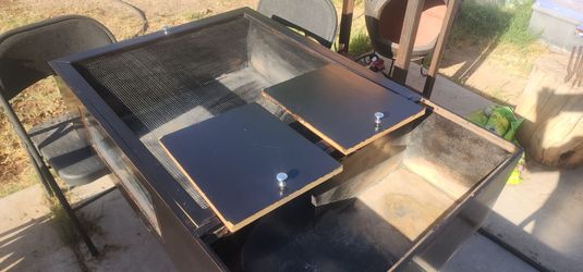Dark mahogony Reptile/tortoise enclosure