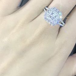 CZ Crystals In Silver Ring Size 8