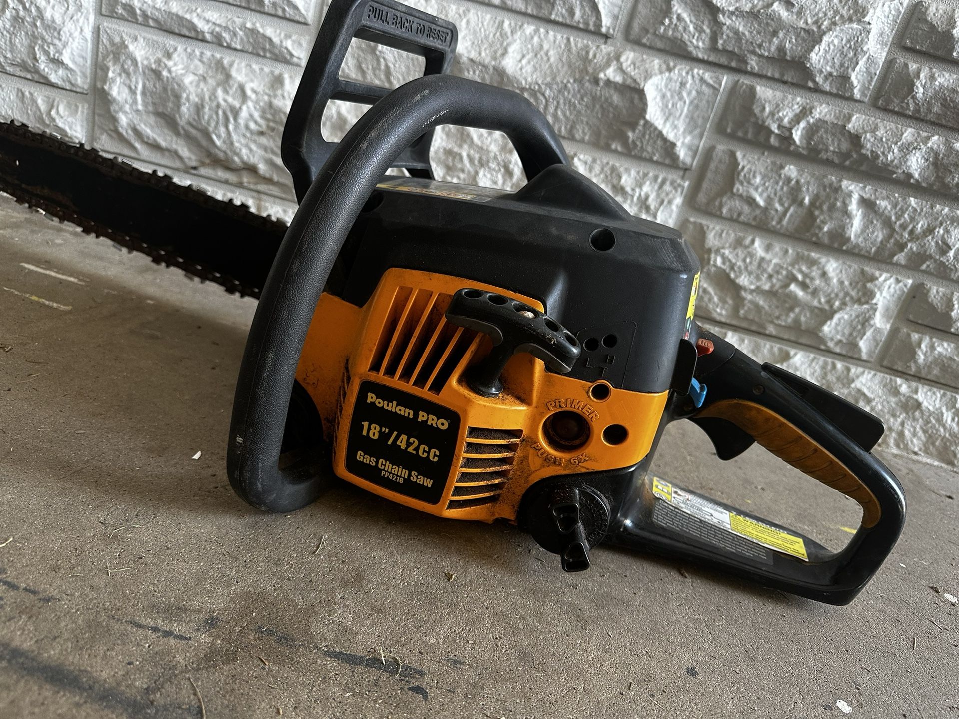Poulan Pro -Chain Saw