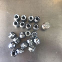 Lug Nuts