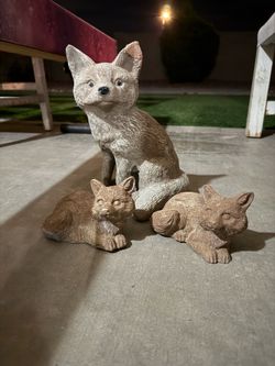 Fake  coyote - yard decor