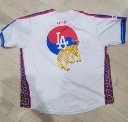 Dodgers Korean Heritage Night Jersey SGA 8/17! Size Medium And