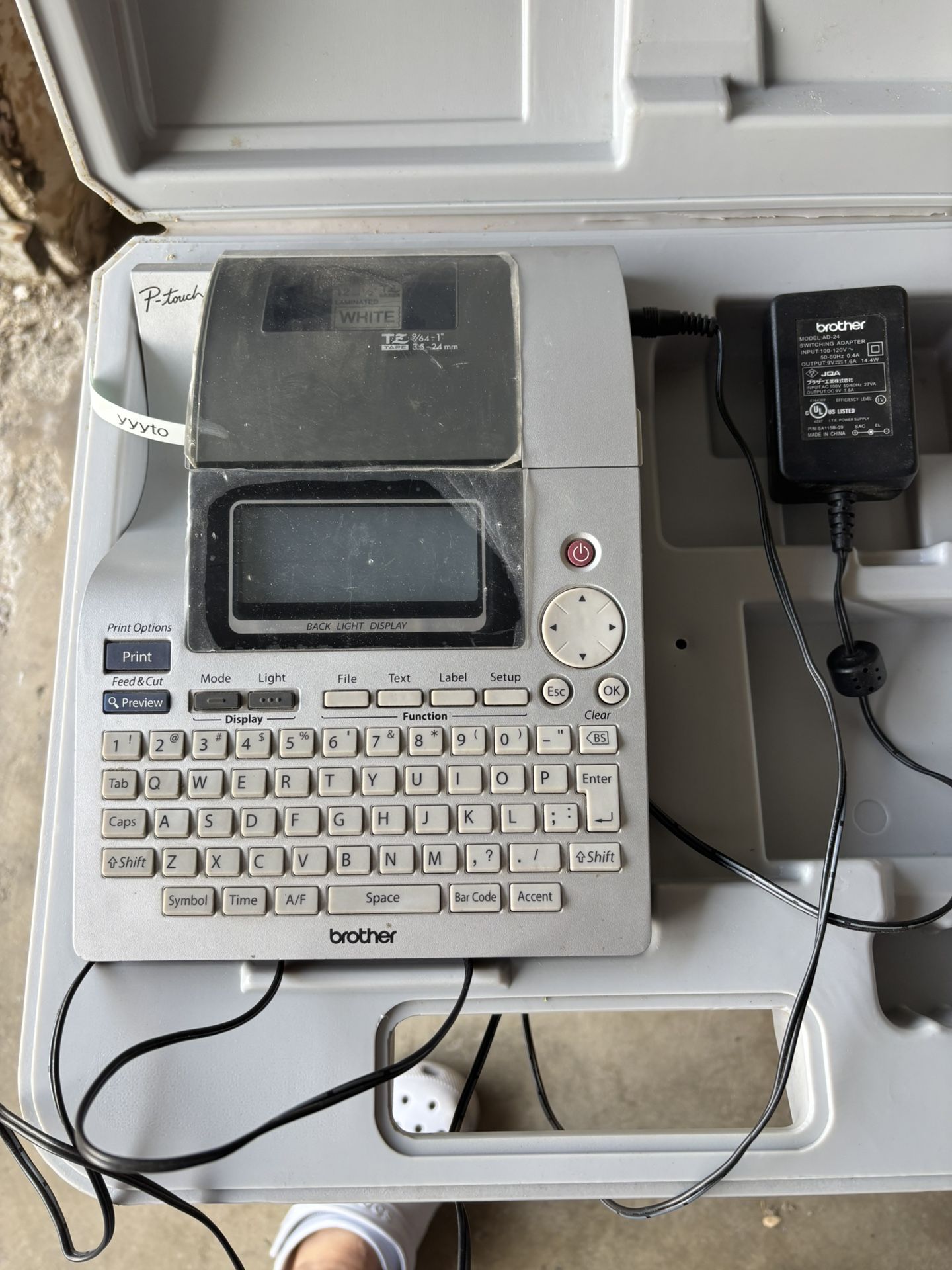Brother P-Touch PT-2700 Label Maker