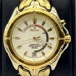 Vintage 2000 Seiko Kinetic watch, 40mm size, 7in size wrist bracelet 