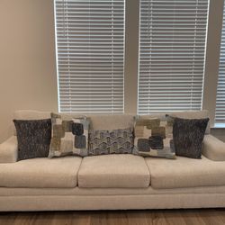 Charleston Park Sofa From Rooms2Go