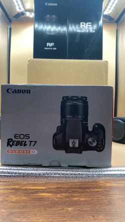 Canon Rebel T7