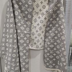 large scarfs 