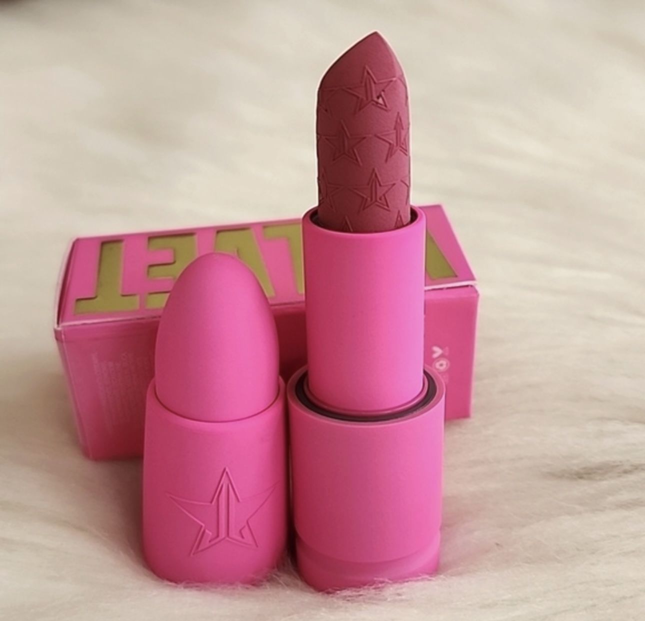 NEW IN BOX Jeffree Star Velvet Lipstick
