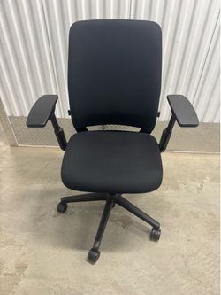 Steelcase Amia Fully Adjustable Model Task Chair/ Office Chair