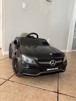 Mercedes-Benz AMG Kids Ride-On Electric Car
