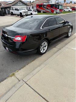 Ford Taurus limited