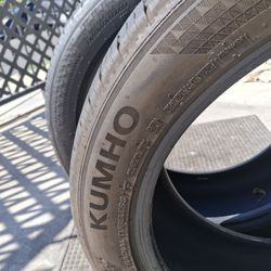 Only 2 Kumho Tires 70% Life Buenos Gallitos Muy  Buenas Llantas 
