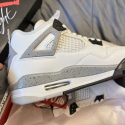 Brand New Cemmmebt 4s