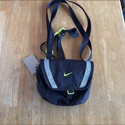 New Nike Hike Fanny Pack Crossbody Bag Hip Waist Belt Black Hiking Trail Camping