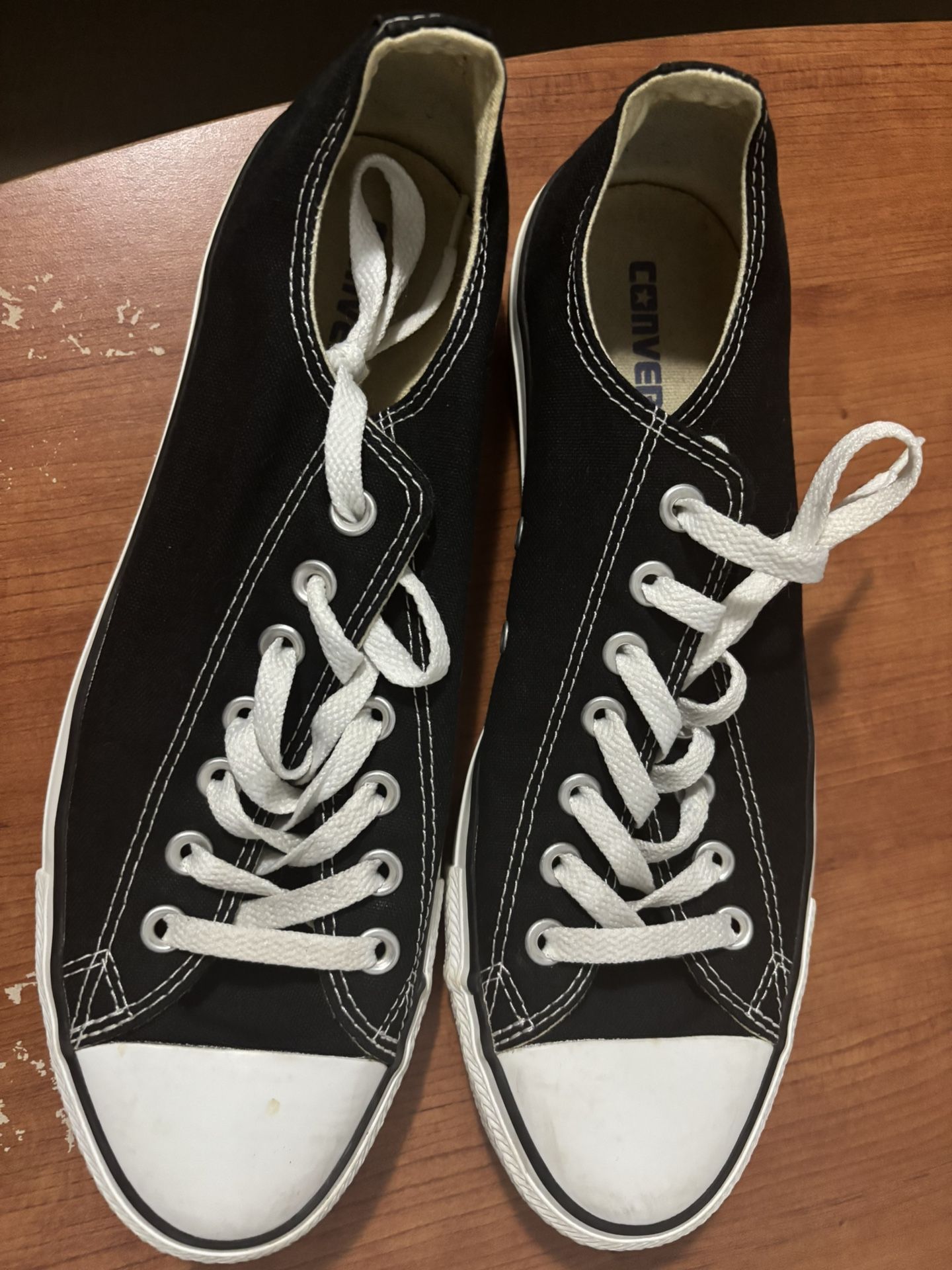 Low Top Converse