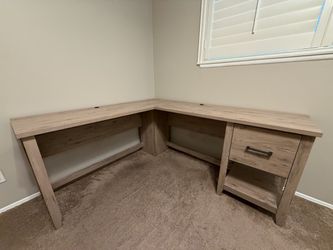 L-Shaped Corner Desk with Storage