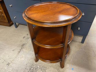 WOODBRIDGE 3-Tier Round End Table