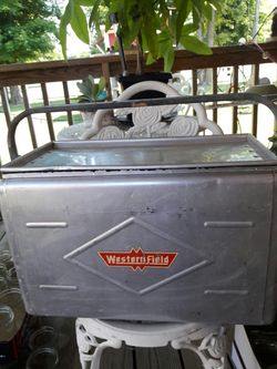 Vintage cooler western field aluminum nice condition