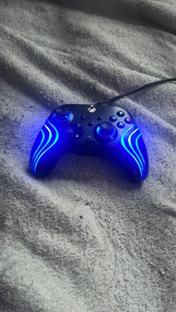 LED light Xbox one controller
