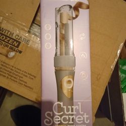 Brand New Very Special Curly Iron 