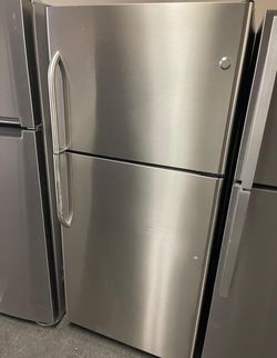 GE  Top Mount Stainless Refrigerator Fridge
