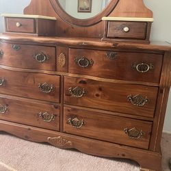 1930s Colonial Revival Oak Bedroom Suite—Complete Matching Set (Pre-WWII)