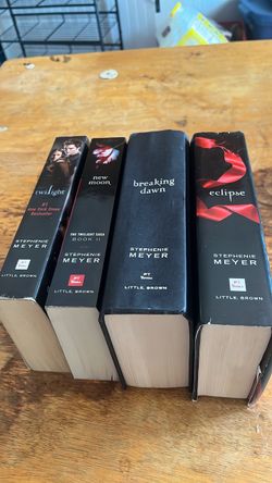Twilight Saga Complete Hardcover Book Set