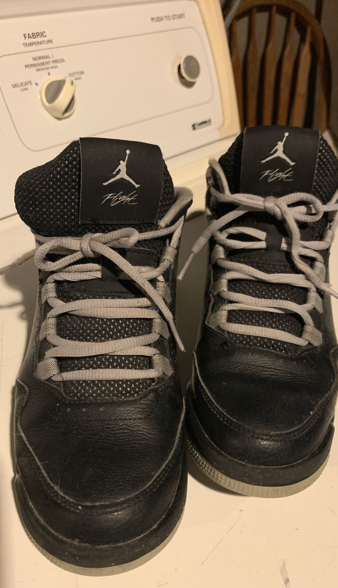 Jordan Flight Kid’s shoes size 6 for $12