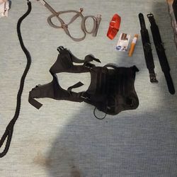2 Dog Leashies 2 SPIKE COLLARSAND ONE REGULAR RED COLLAR ALSO A NAIL TRIMMER WITH EXTRA SANDERS