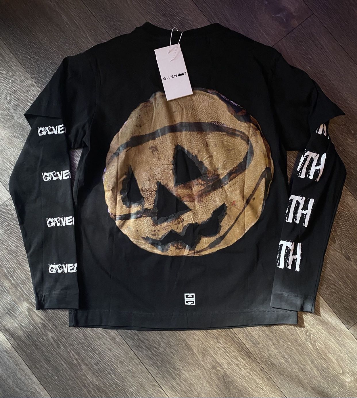 GVNCHY Long Sleeve T-shirt 