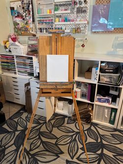 Travel wooden French style sketchbox easel