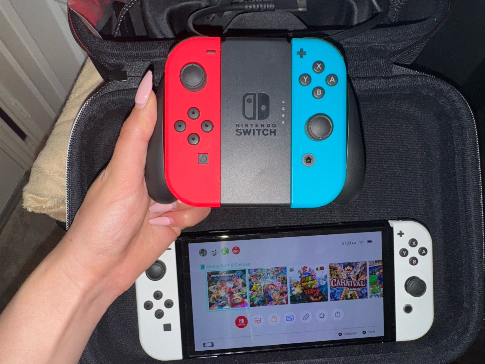 🎮 Nintendo Switch OLED Bundle – Like New – Extra Controllers & Games! 🎮
