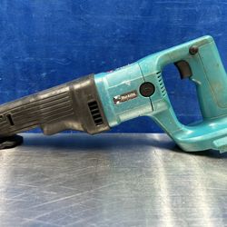 Makita Saw JR1800 