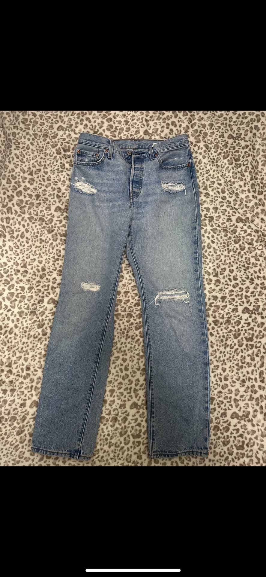 women’s levi jeans size w28 l30