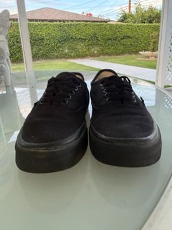 Black Vans Authentic Sneakers – Women’s 8 / Men’s 6.5