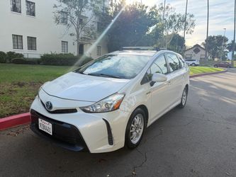 2016 Toyota Prius V