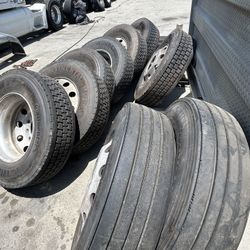 Peterbilt, Freightliner, Kenworth, International 