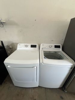 Washer And Dryer (Gas  Dryer)