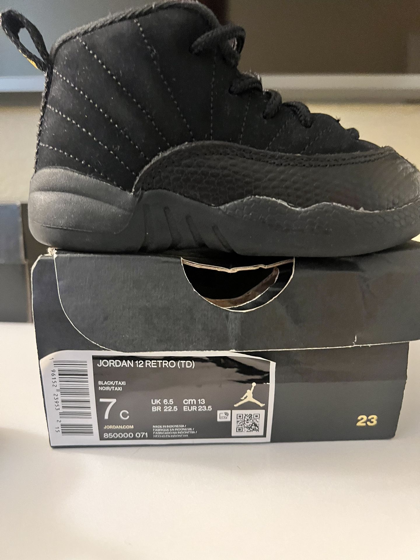 Jordan Retro - toddler sizes (3 pair)