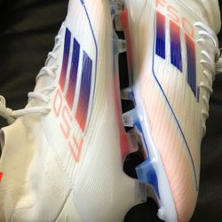 soccer cleats 