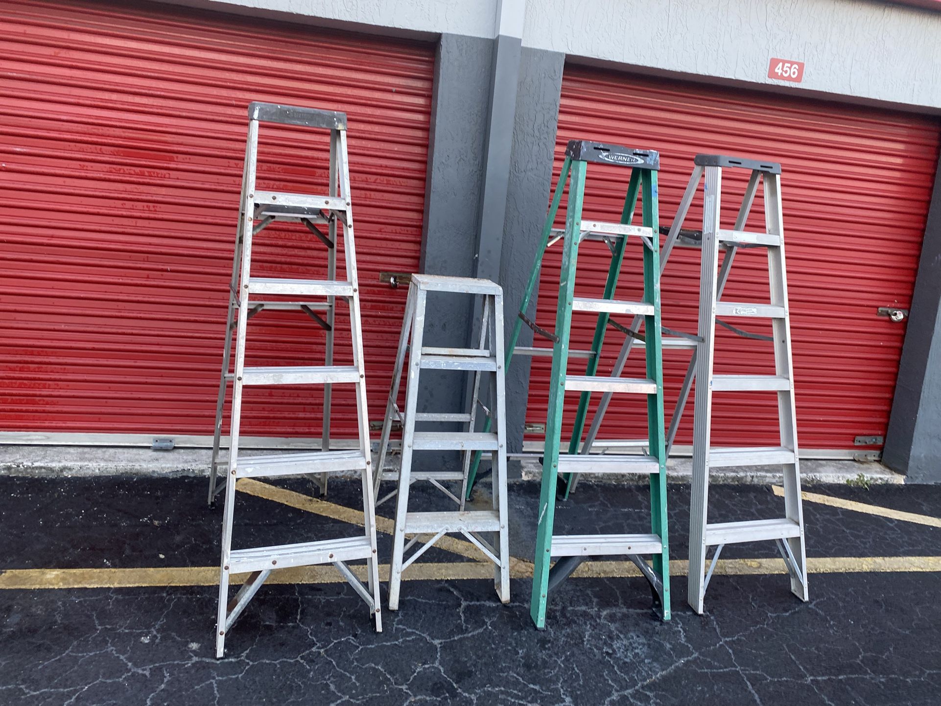 4 ladders
