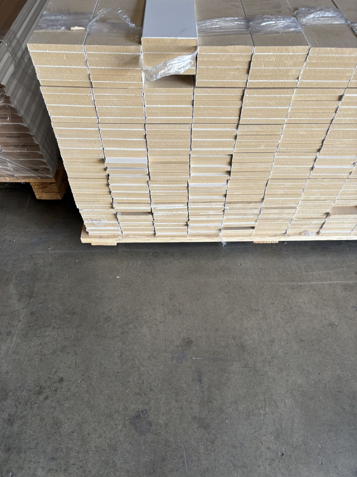$7.89/pc Special price 3-1/2 inch Flat/Squared Wall base Baseboard Moulding 16 Feet $7.89 per piece 16 feet /pc