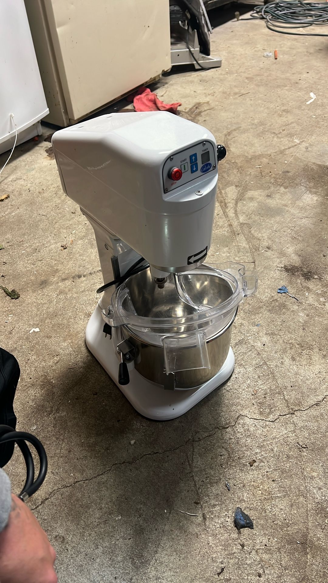 Globe Mixer SP8