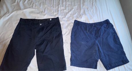 Men’s size 32 shorts