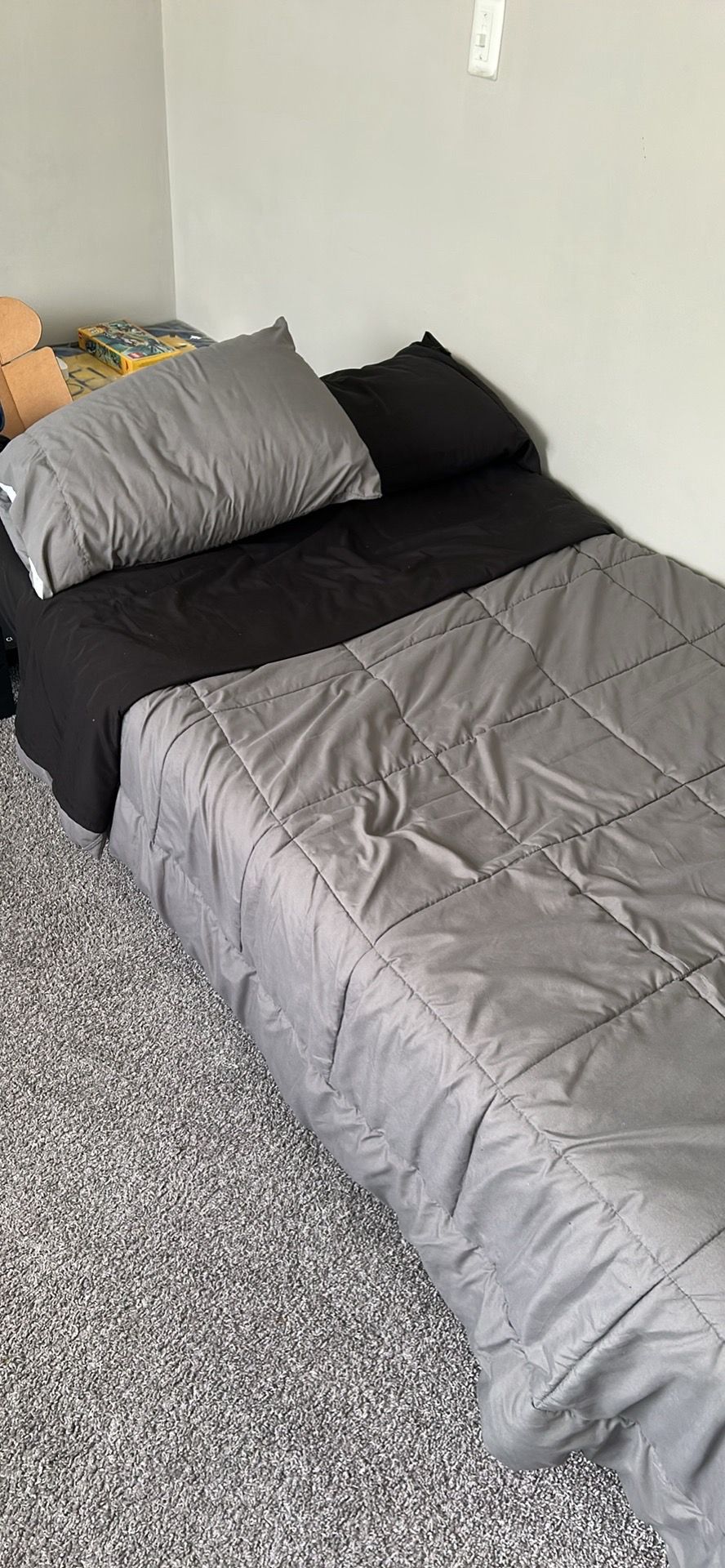 Complete Twin Bed Set