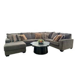 Sectional Couch 