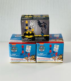 Nickelodeon Paw Patrol & DC Batman Egg Stackers (3-Pack)- Apiladores de huevos