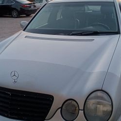 2001 Mercedes-Benz E-Class