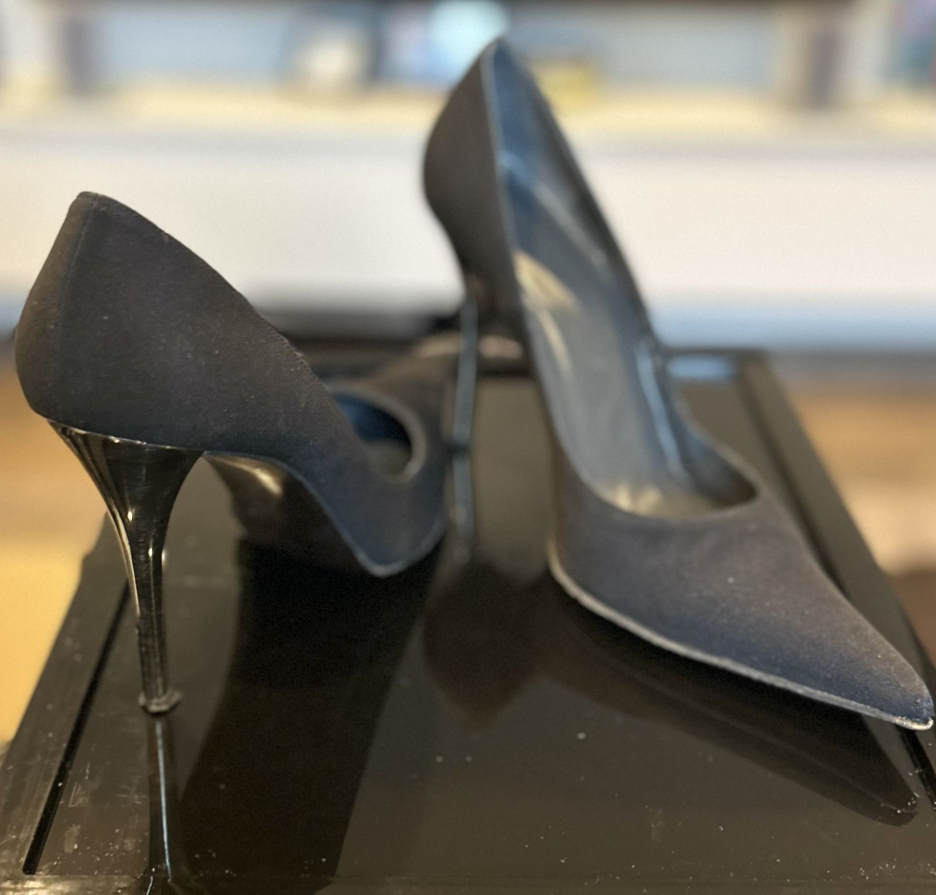 Party Shoes For An Elegant Occasion…(size 9)